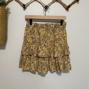 Tiered Ditsy Floral Print Mini Skirt, size small